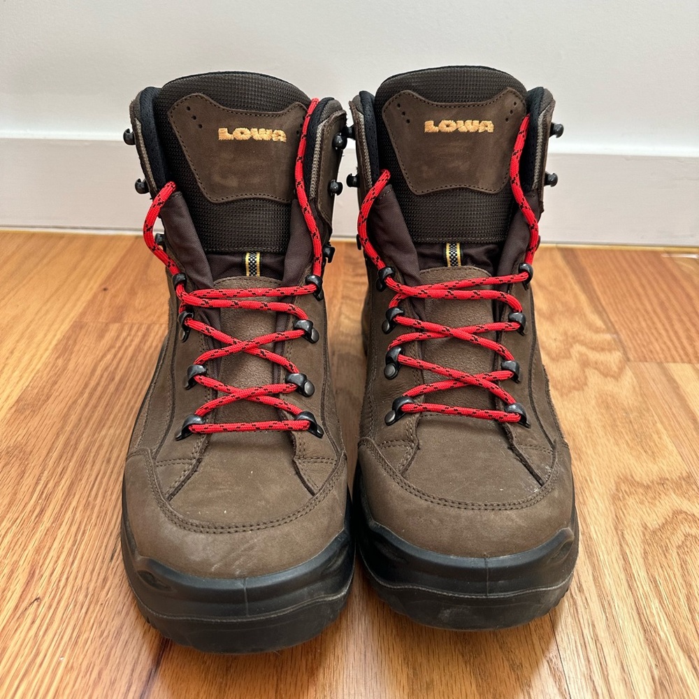 BRAND NEW! Lowa Renegade GTX Mid Hiking Boots - Men's